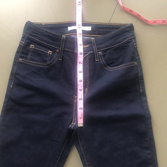 Levi’s 725 High Rise Bootcut Jeans - Picture 5 of 7